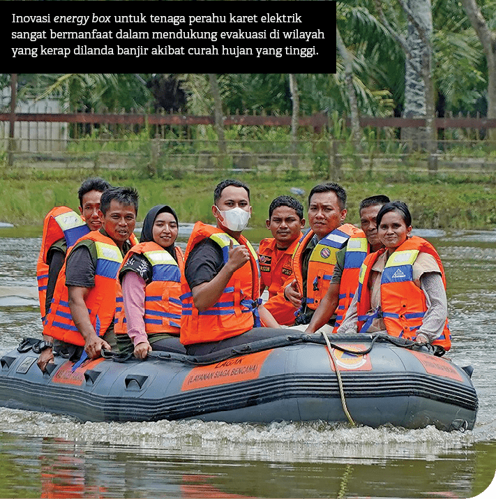 Inovasi energy box untuk tenaga perahu karet elektrik sangat bermanfaat dalam mendukung evakuasi di wilayah yang kera...